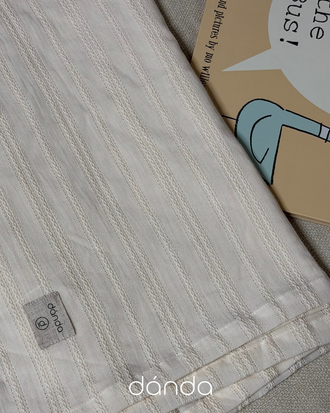 단다 트위스트 블랭킷 (danda twist blanket)