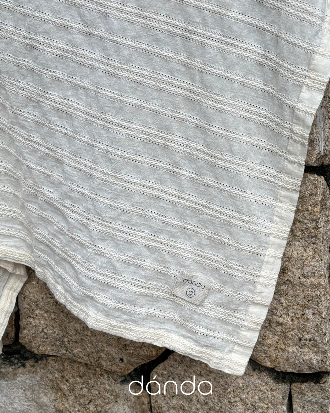 단다 트위스트 블랭킷 (danda twist blanket)