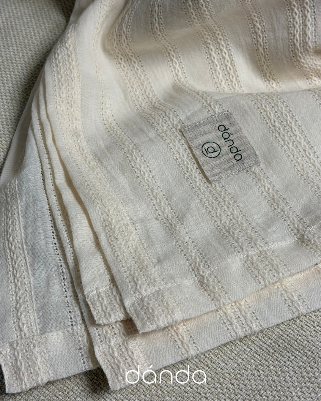 단다 트위스트 블랭킷 (danda twist blanket)