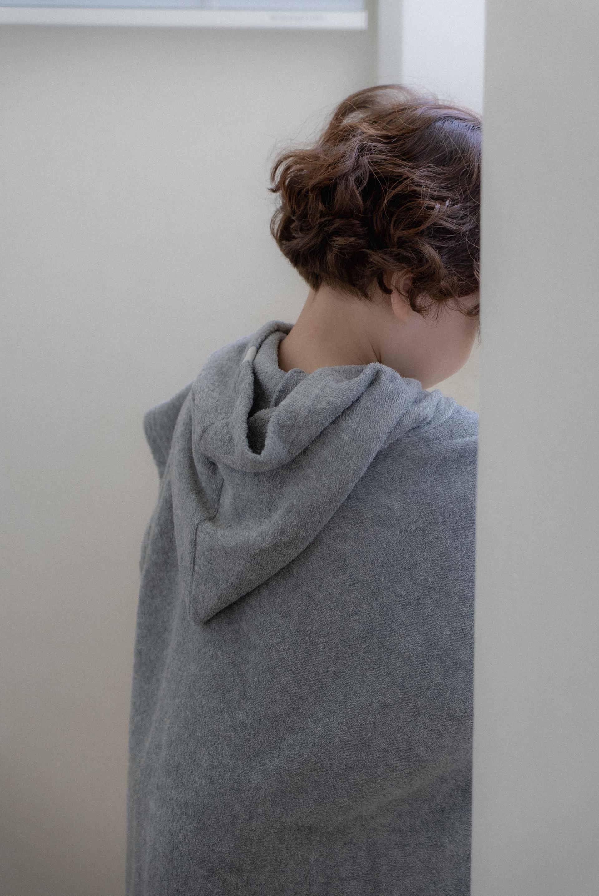 dánda cone poncho (단다 콘 판초)
